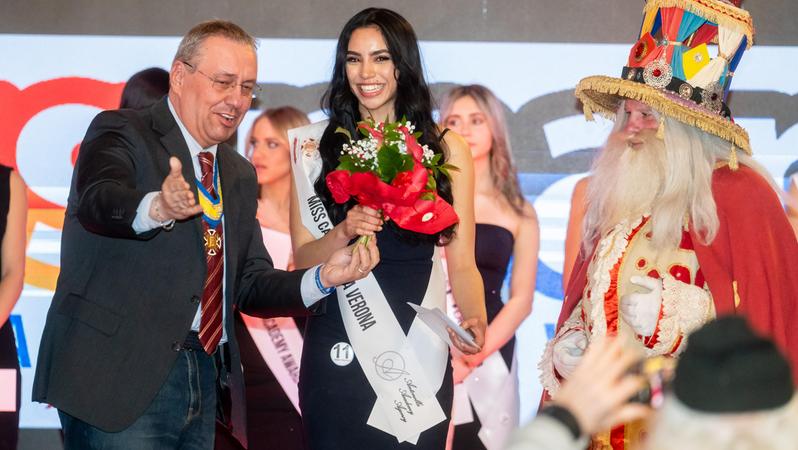 https://gfx.larena.it/image/contentid/policy:1.12830019:1761416870/image.jpg?f=16x9&h=450&w=800&$p$f$h$w=7061f55