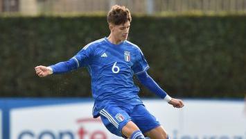 Il difensore centrale, classe 2006, arriva dalla Primavera del Torino