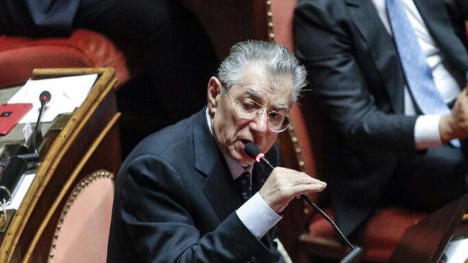E' morto il "senatur" Umberto Bossi: il fondatore della Lega aveva 84 anni | L'Arena
