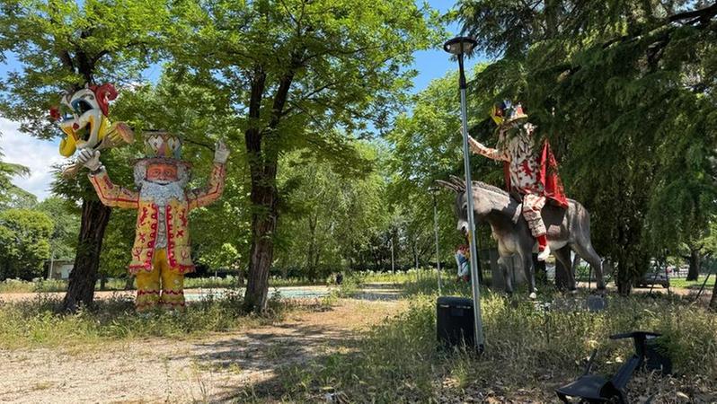 Il Bacanal non molla il Giardino d’estate. Ed è rischio degrado