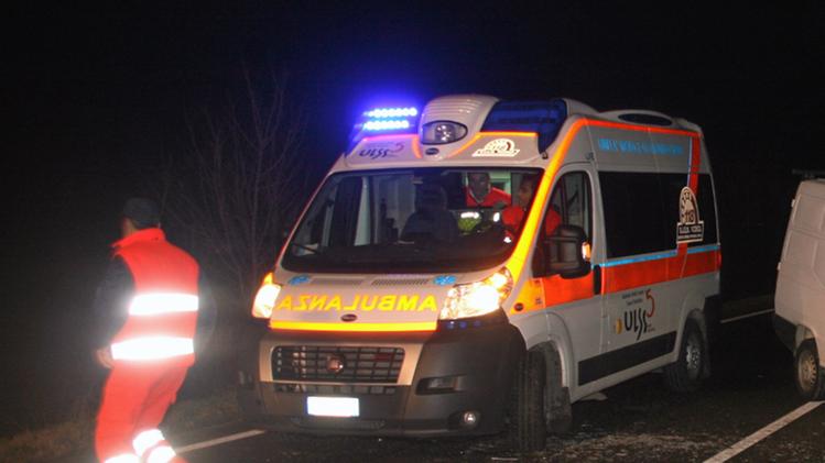 Un'ambulanza sul luogo di un incidente