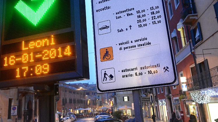 Ztl 1 Ztl chiusa, cosa ne pensano i lettori: «Bella idea, funzionerà?», «Più ...