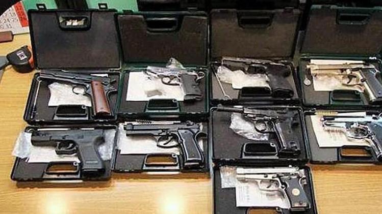 Modifica le armi a salve perché possano sparare | L'Arena