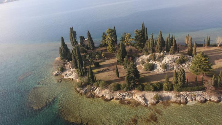 Una veduta panoramica dell’isola di San Biagio in una foto d’archivio