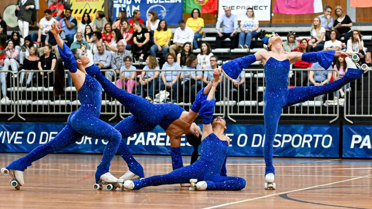 Le ragazze di Artiskate ai Campionati Europei Gruppi Spettacolo e Sincronizzato appena conclusi a Paredes, in Portogallo (Foto Raniero Corbelletti)