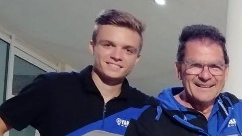 Luca Gallinelli con il papà Giorgio da cui aveva preso la passione per le moto