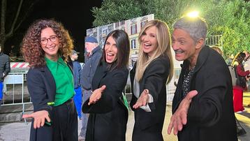 Da sinistra Teresa Mannino, Giorgia, Lorella Cuccarini e Fiorello: condurranno il prossimo Festival di Sanremo con Amadeus
