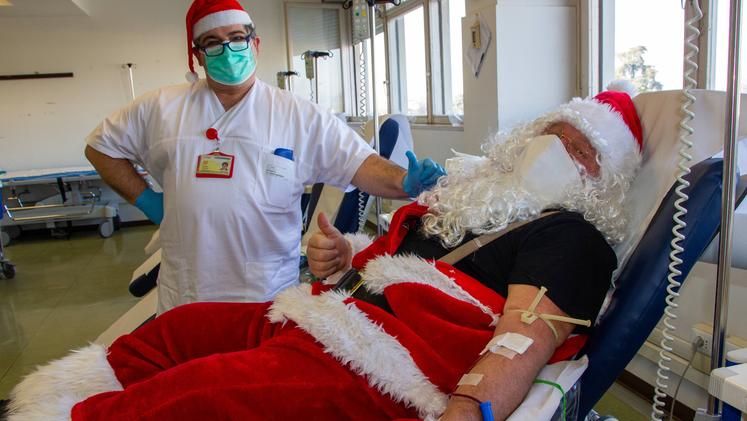 Babbo Natale, Mauro Cristofoli, dona... anche il sangue