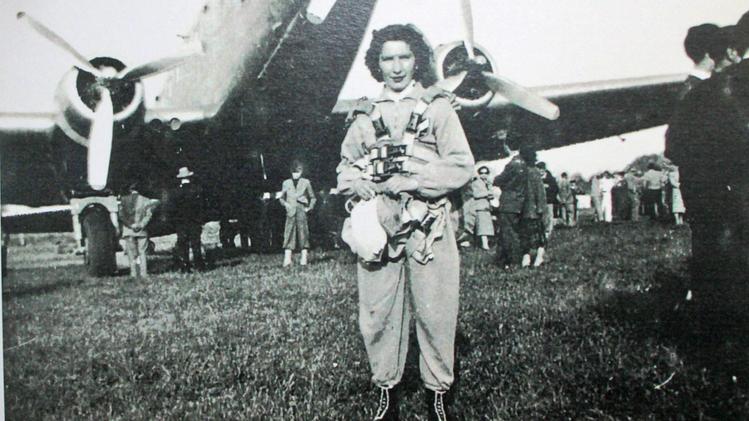 Elda Garzon, prima paracadutista italiana