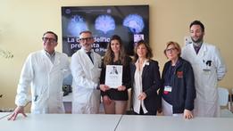 Al reparto di Neurologia A dell'Azienda Ospedaliero universitaria di Borgo Trento la targa Platinum dell'Angels Initiative