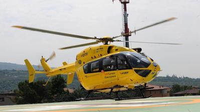 L'elicottero di Verona Emergenza (foto Archivio)