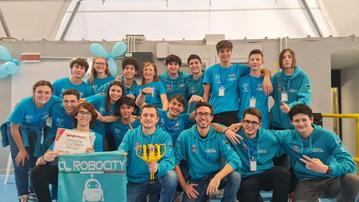 I ragazzi del Calabrese-Levi campioni italiani di robotica che andranno alla finale mondiale a Houston