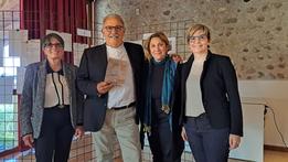 La presentazione del libro «La curiosa storia del monumento ai caduti di Cavaion Veronese» da parte dell'autore della ricerca, Guido Galvanini, e dell'esperta di storia locale Daniela Zanetti (Madinelli)