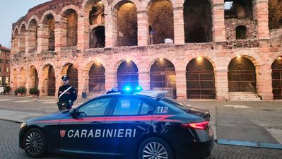 Le indagini dei carabinieri hanno portato all'arresto dei presunti responsabili di dversi episodi di truffa agli anznani