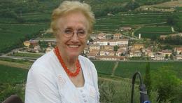 La signora Lina Corsini Totola, anima del Premio Totola
