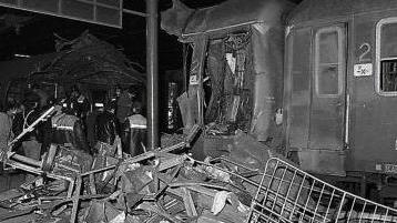 
 Il treno saltato in aria nell'attentato del 23 dicembre 1984: perse la vita la veronese Valeria Moratello