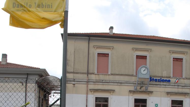 Il piazzale della stazione che sarà intitolato all’ex sindaco FOTO PECORA