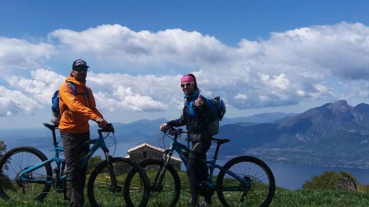 Mountain bike elettriche sul Baldo: nuova frontiera per il cicloturismo