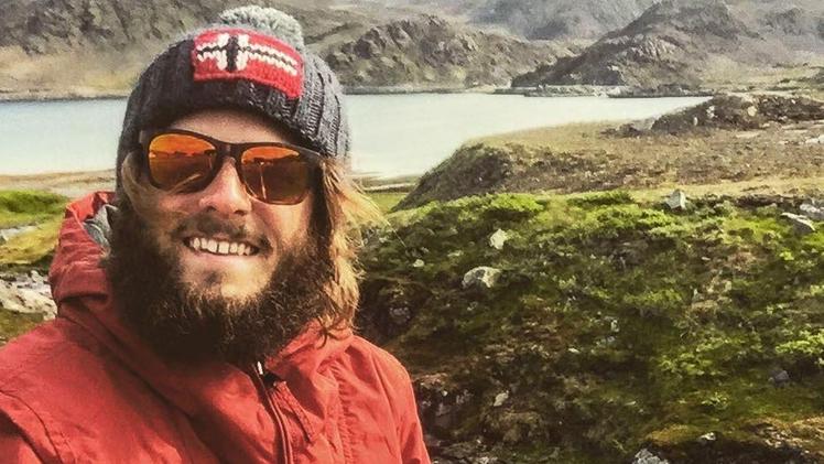 Andrea Toniolo, 26 anni,  ha percorso 60 chilometri al giorno fino a Capo nord senza sponsor