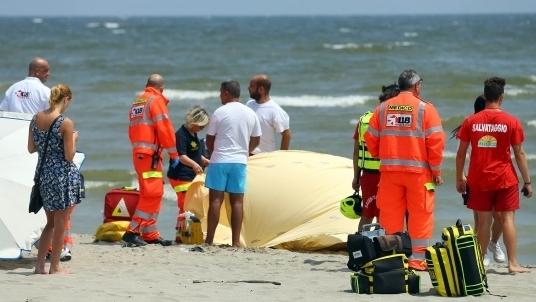 Lidi ferraresi, inutile l’intervento dei soccorritori in spiaggia: per Vasile Savin non c’era più nulla da fare