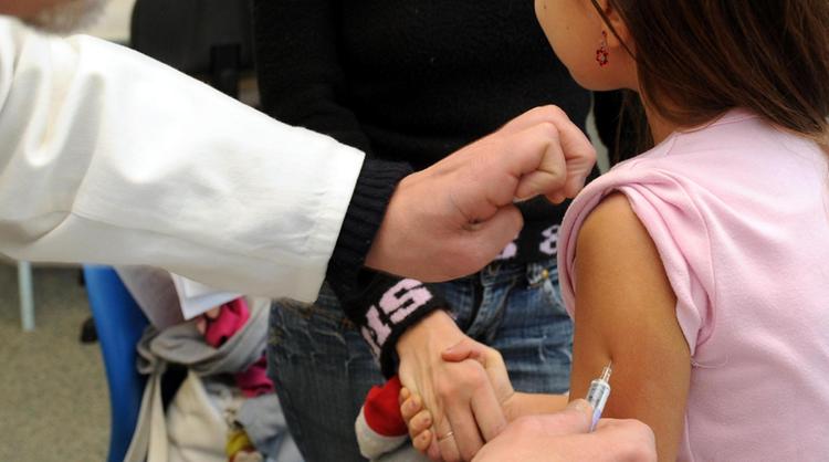 Vaccini, il Comune richiama le famiglie