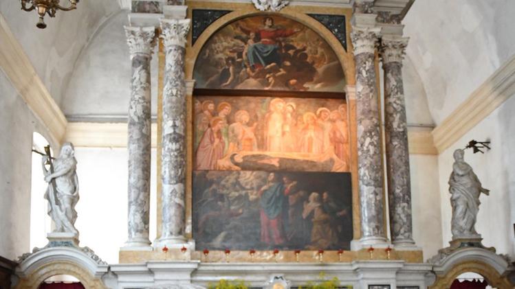Giovanni Biasi all’interno del santuario  FOTO PECORA 