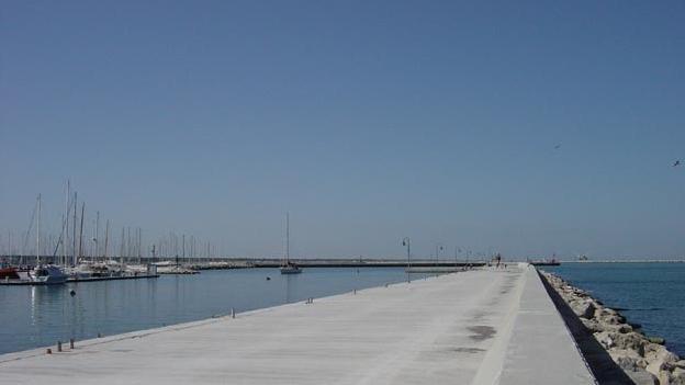 Il porto di Marina di Ravenna dove è avvenuto il salvataggio