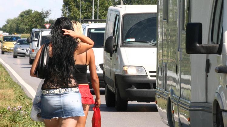 Prostituzione, il fenomeno torna a preoccupare in città