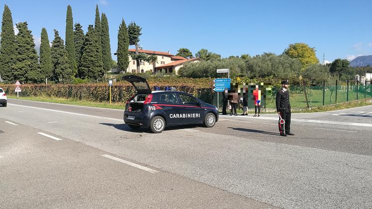 I carabinieri sulla scena dell'incidente (Diennefoto)