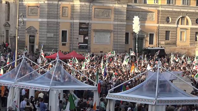 Ecco come si presentava piazza del Popolo nel momento in cui il premier Matteo Renzi ha preso la parola per il suo intervento a chiusura della manifestazione del Pd a favore del Sì al referendum sulla riforma costituzionale(video di Marco Billeci)
