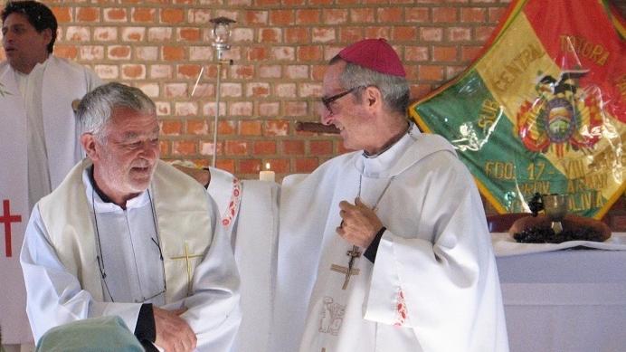L’arcivescovo Tito Solari, a destra, con don Renzo Zocca
