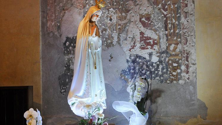 La statua della Madonna di Fatima che resterà esposta sette giorni