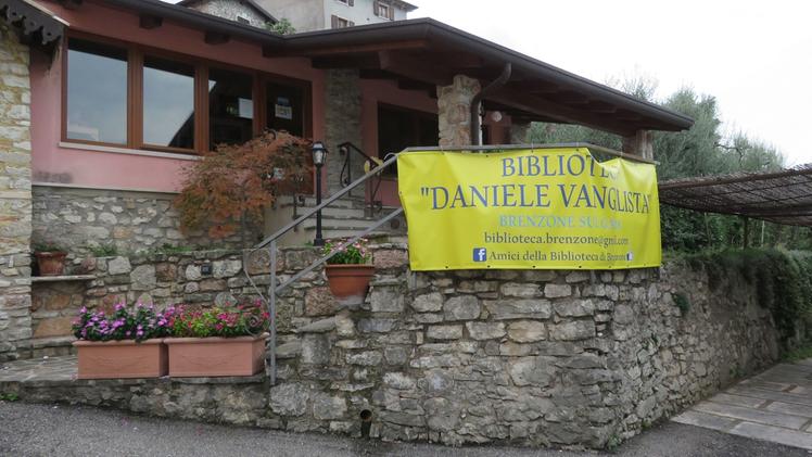 La biblioteca «Daniele Vangelista» di Castello di Brenzone