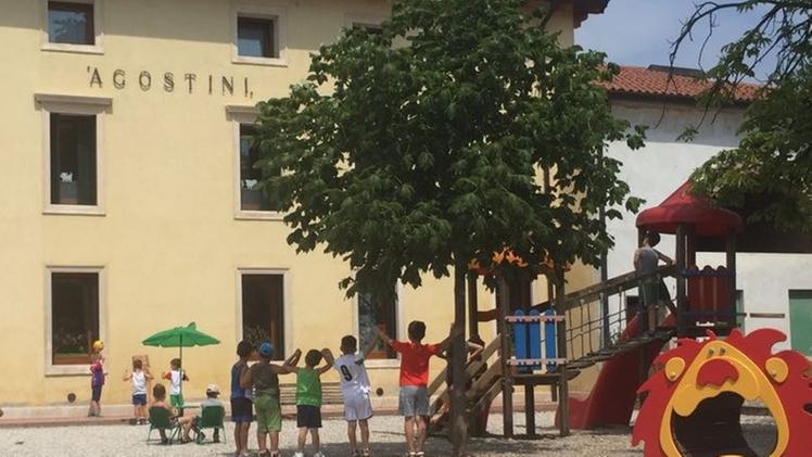 Area giochi alla scuola dell’infanzia a Roncà