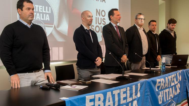 Il congresso di Fratelli d’Italia all’esecuzione dell’inno FOTO MARCHIORI