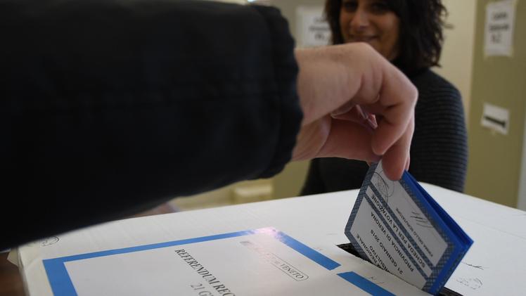 Cittadini al voto per la fusione tra Roncà e San Giovanni Ilarione FOTO PECORA