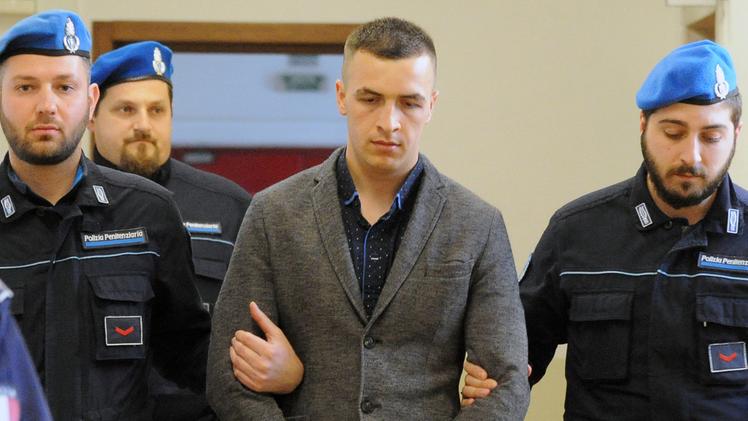 Andrei Filip condannato per il duplice omicidio di madre e sorella
