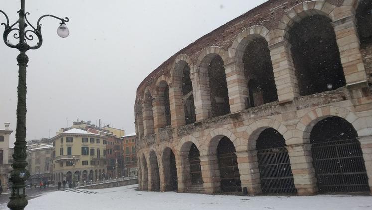 Piazza Bra sotto la neve (Antolini)