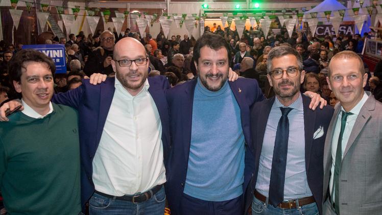 Salvini , al centro, con gli eletti  Paolo Tosato, Lorenzo Fontana, Roberto Turri e Paolo Paternoster