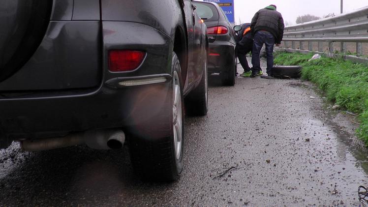 La «strage» di auto in panne lunedì mattina sulla Transpolesana