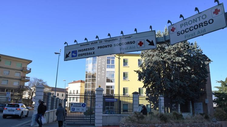 L’ingresso del Pronto soccorso dell’ospedale Orlandi di Bussolengo