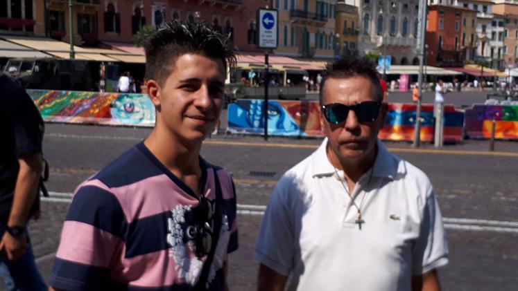 La coppia gay aggredita in centro a Verona