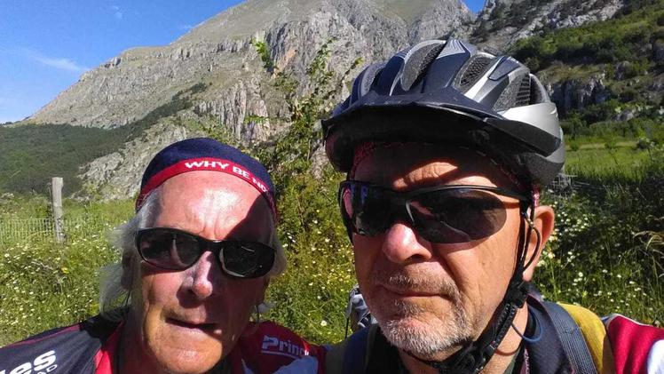 Gianni Sirotto e Marco Trezza durante il loro viaggio in bicicletta