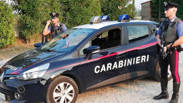 I carabinieri si sono allarmati per una manovra azzardata con il Suv
