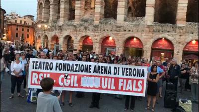Protesta dei lavoratori della Fondazione Arena