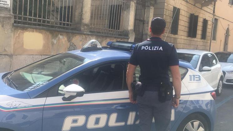 La Polizia in via Ponte Rofiolo