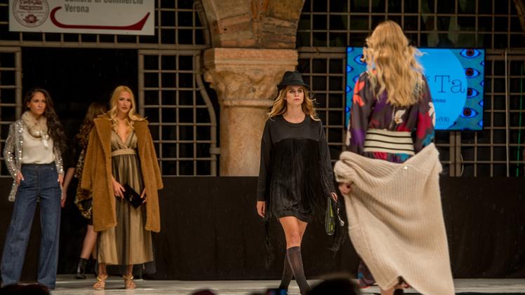 Un momento della sfilata di «Verona Fashion 2018» FOTOSERVIZIO MARCHIORI