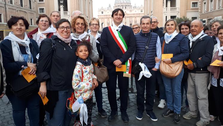 La delegazione di Villa Bartolomea guidata dal sindaco Tuzza (foto Giardini)