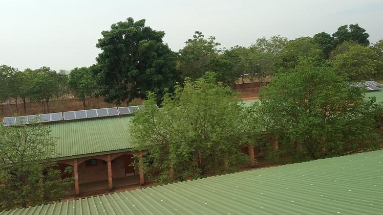 I pannelli solari della scuola Bakhita in  Malawi, stato dell’Africa centro-meridionale