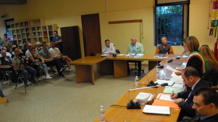 L’aula del consiglio comunale di Buttapietra durante una seduta